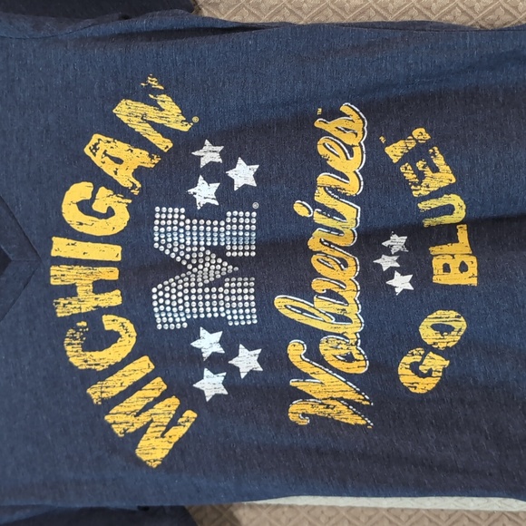 Women's Size Large Michigan Wolverines Go Blue Short Sleeve T-shirt - Picture 5 of 9